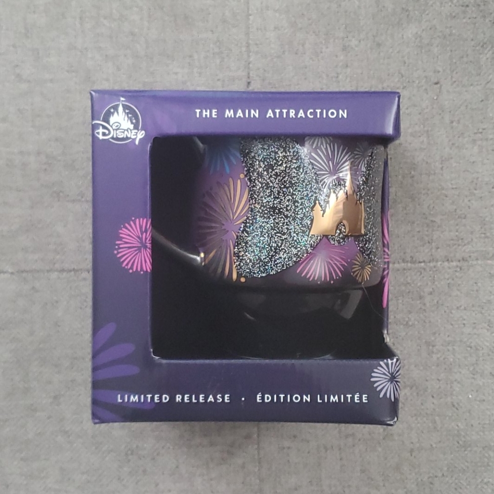 Main Attraction Mug